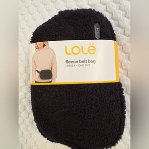 Lolé Black Fleece Belt Bag✳️